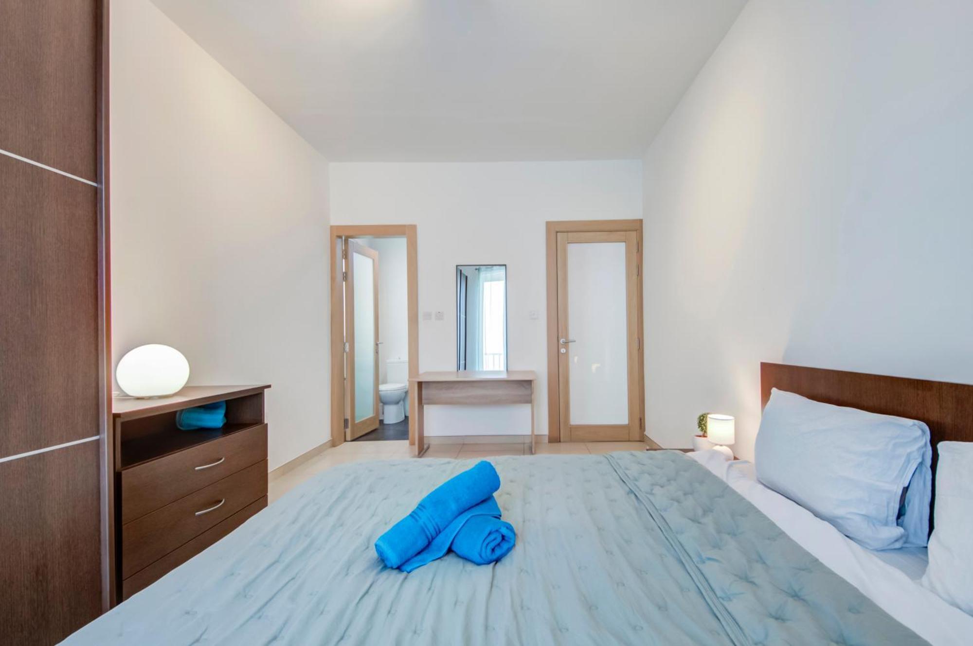Modern 2Br Apt With Balconies In St Julians, Paceville - Apt 5 By Vaganza San Ġiljan Buitenkant foto