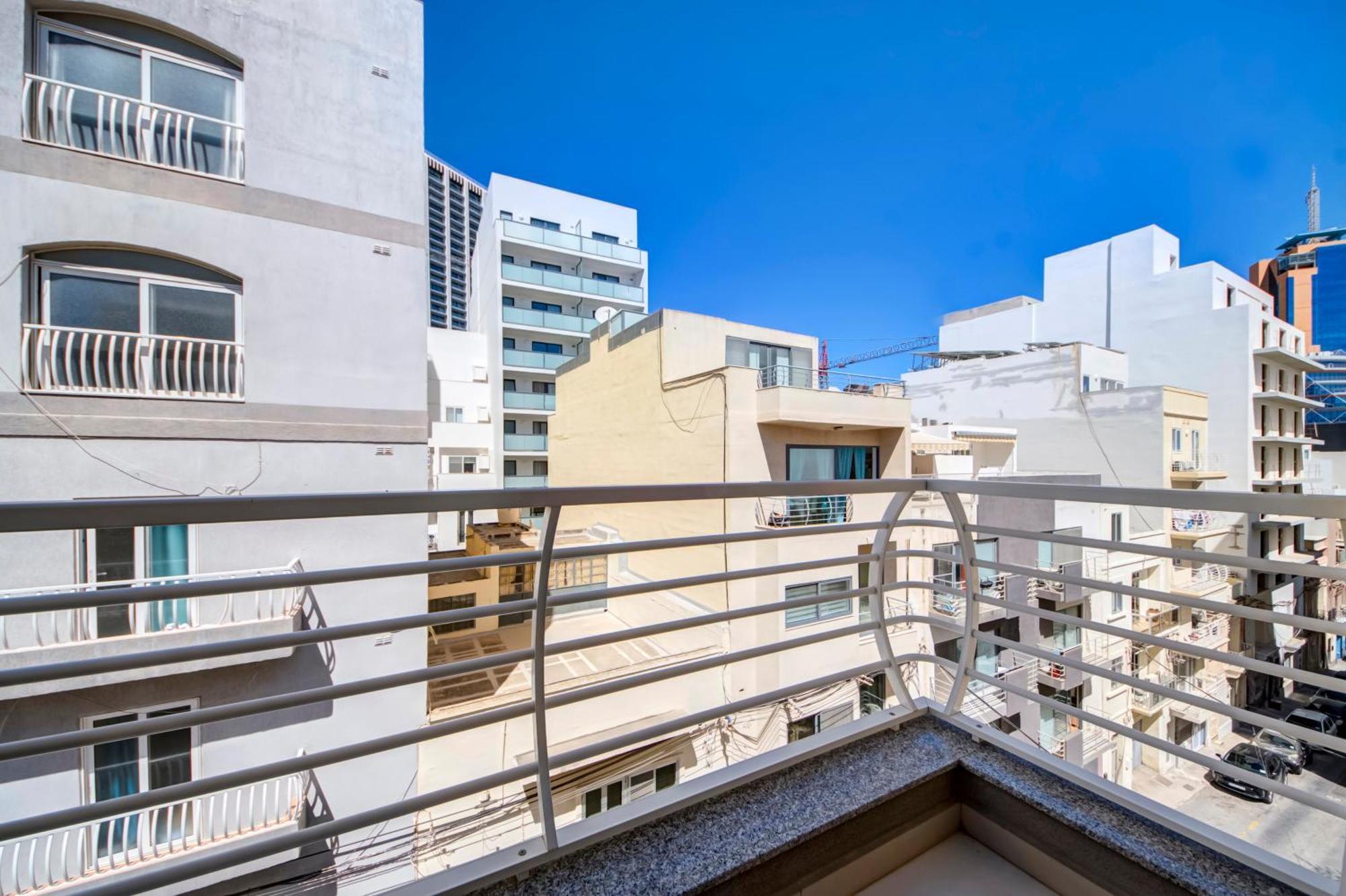Modern 2Br Apt With Balconies In St Julians, Paceville - Apt 5 By Vaganza San Ġiljan Buitenkant foto